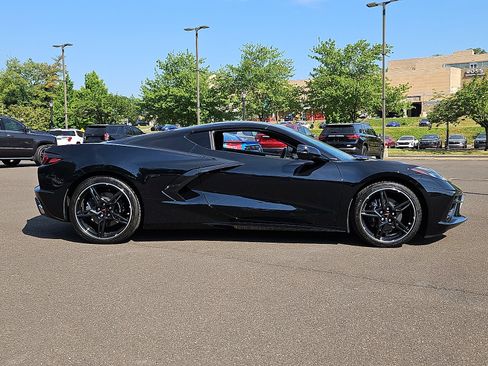 Used 2025 Chevrolet Corvette Stingray Preferred Cpe w/ 2LT RWD image 7