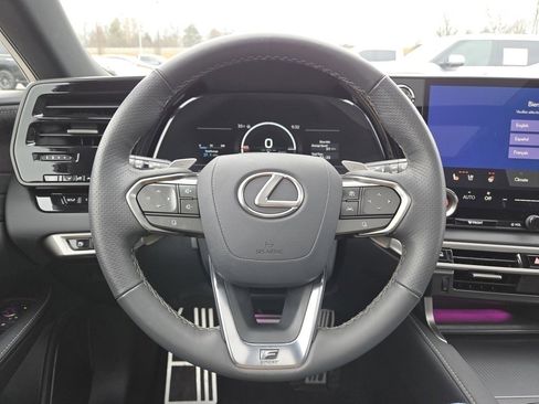 Used 2025 Lexus RX 500h F Sport w/ Convenience Package AWD/4WD image 40