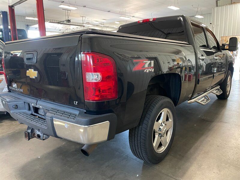 Used 2013 Chevrolet Silverado 2500 LT w/ Z71 Appearance Package AWD/4WD image 6