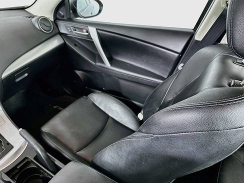 Used 2010 MAZDA MAZDA3 s Grand Touring FWD image 23