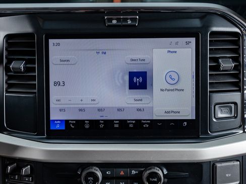 Used 2025 Ford F250 XLT w/ Black Appearance Package image 25