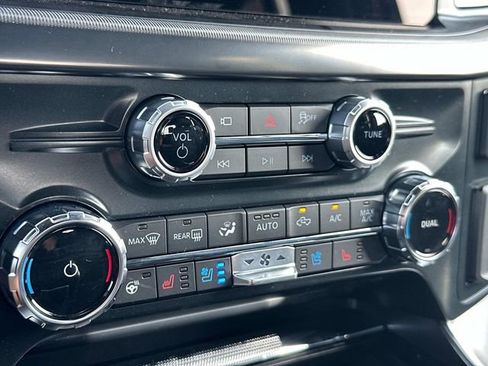 New 2025 Ford F150 Platinum image 32