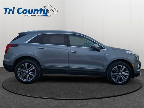 Used 2025 Cadillac XT5 Premium Luxury w/ LPO, Floor Liner Package image 9
