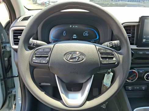 New 2026 Hyundai Venue SE FWD image 9
