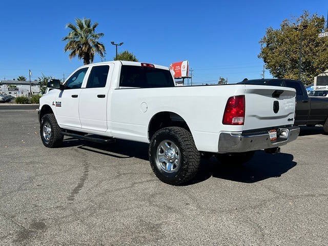 Used 2016 RAM 3500 Tradesman w/ Chrome Appearance Group AWD/4WD image 5