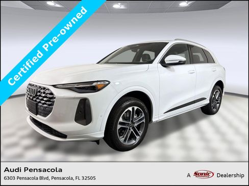 Certified 2025 Audi Q5 Premium w/ Premium Plus AWD/4WD image 1