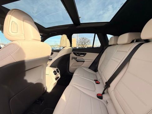 New 2026 Mercedes-Benz GLC 300 4MATIC image 19