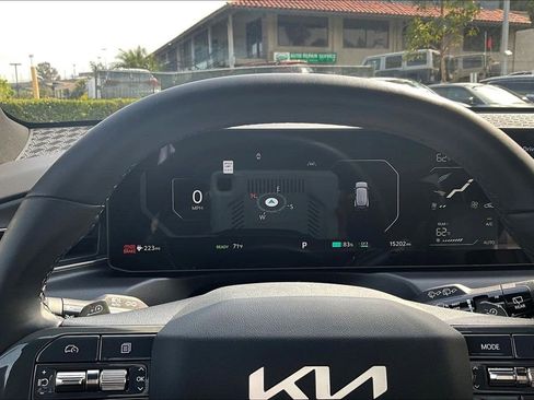 Used 2025 Kia EV9 GT-Line image 13