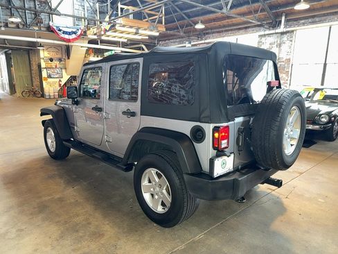 Used 2013 Jeep Wrangler Unlimited Sport AWD/4WD image 5