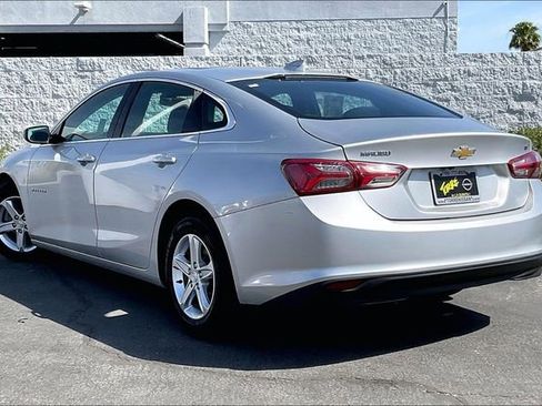 Used 2022 Chevrolet Malibu LT FWD image 10