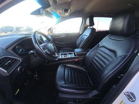 Used 2023 Ford Edge SEL AWD/4WD image 5