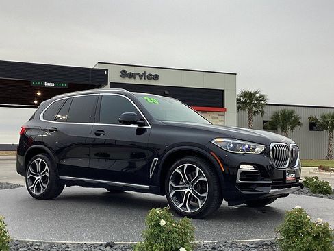 Used 2020 BMW X5 sDrive40i w/ Executive Package image 3