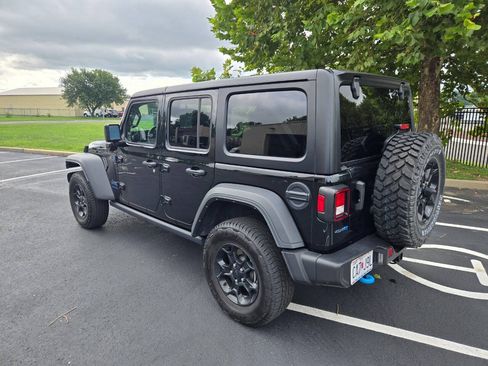 Used 2023 Jeep Wrangler Unlimited AWD/4WD image 8