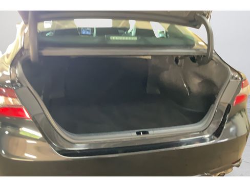 Used 2024 Toyota Camry SE FWD image 19