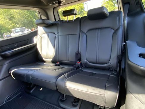 New 2025 Jeep Wagoneer Series II image 14