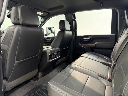 Used 2023 Chevrolet Silverado 2500 High Country w/ Z71 Off-Road Package image 16