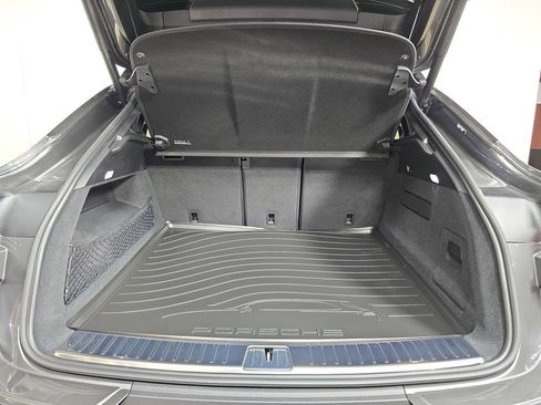 New 2026 Porsche Cayenne S image 25