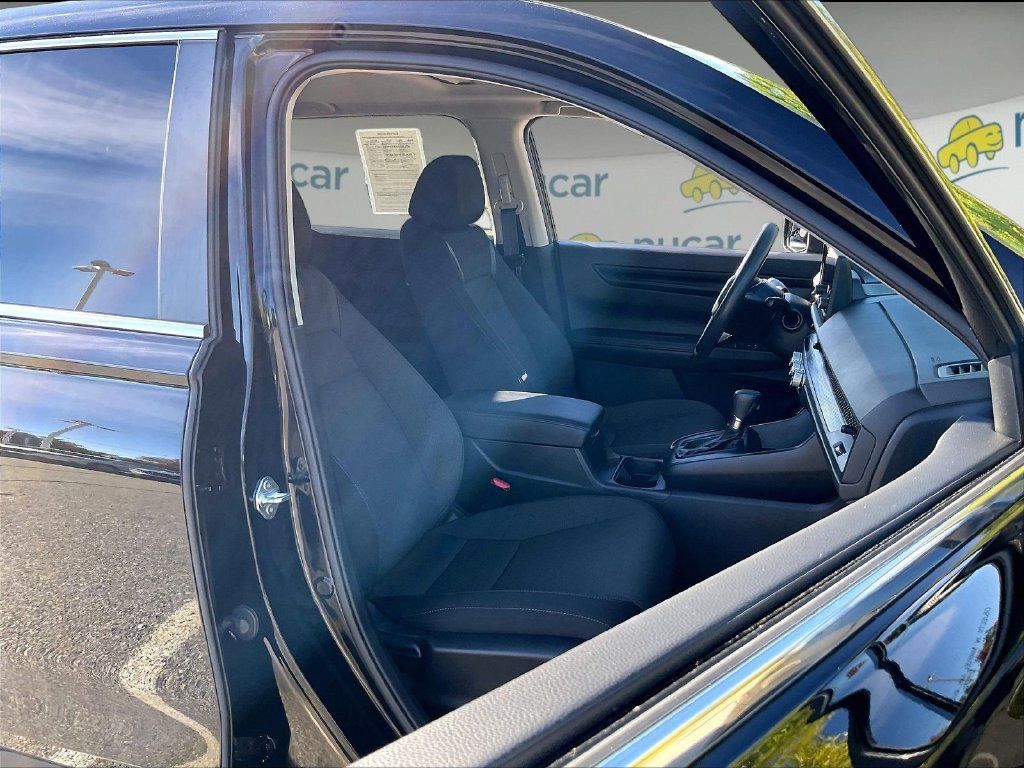 Used 2022 Honda CR-V EX image 11
