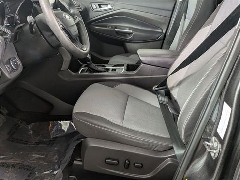 Used 2019 Ford Escape SE image 11