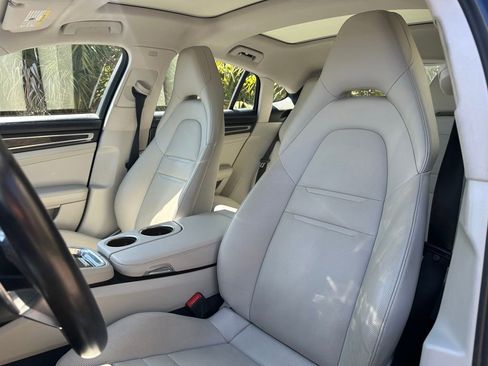 Used 2019 Porsche Panamera w/ Premium Package Plus RWD image 15