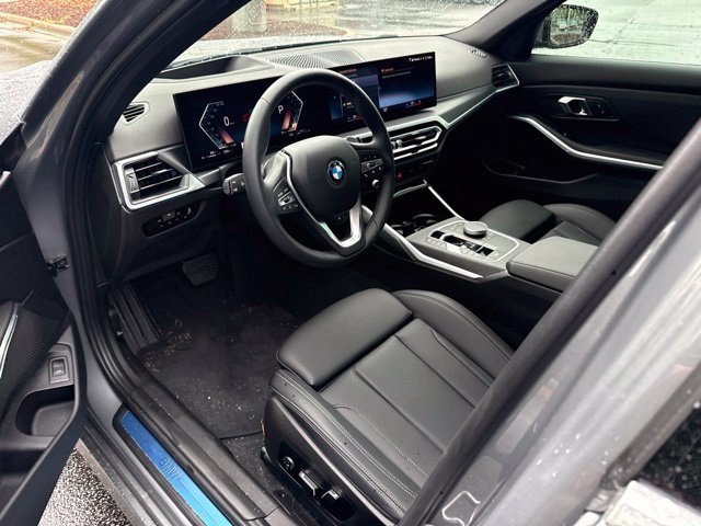 Used 2024 BMW 330i Sedan w/ Premium Package RWD image 8