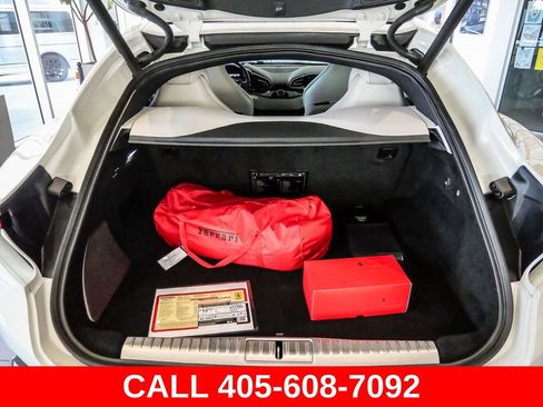 Used 2025 Ferrari Purosangue AWD/4WD image 21