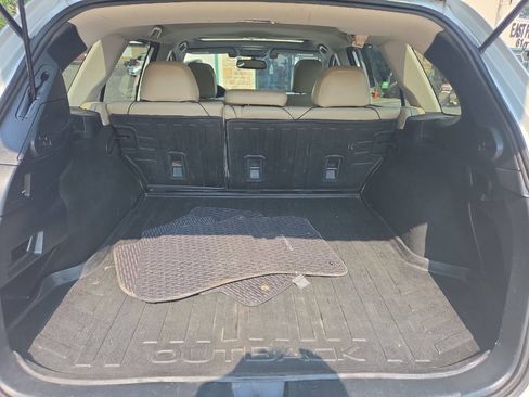Used 2015 Subaru Outback 2.5i Premium AWD/4WD image 22