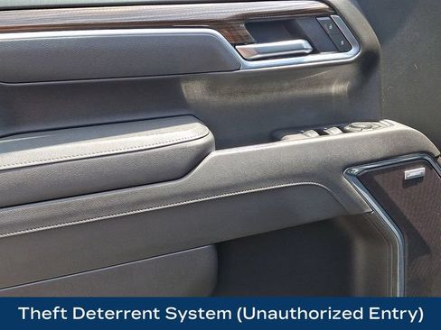Used 2025 Chevrolet Silverado 1500 RST AWD/4WD image 23