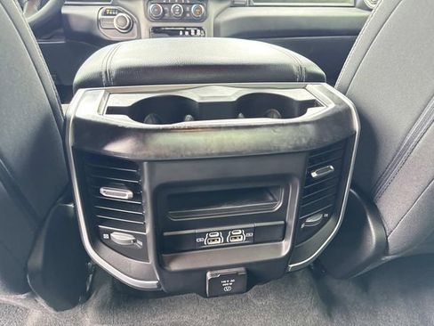 Used 2022 RAM 1500 Big Horn w/ Night Edition RWD image 16