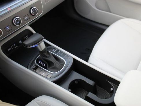 New 2026 Hyundai Kona SE FWD image 22