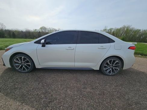 Used 2021 Toyota Corolla SE w/ Carpet Mat Package (TMS) image 6