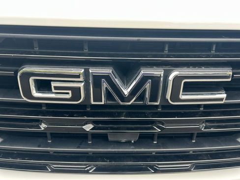 Used 2024 GMC Sierra 1500 Elevation w/ Elevation Premium Package AWD/4WD image 35
