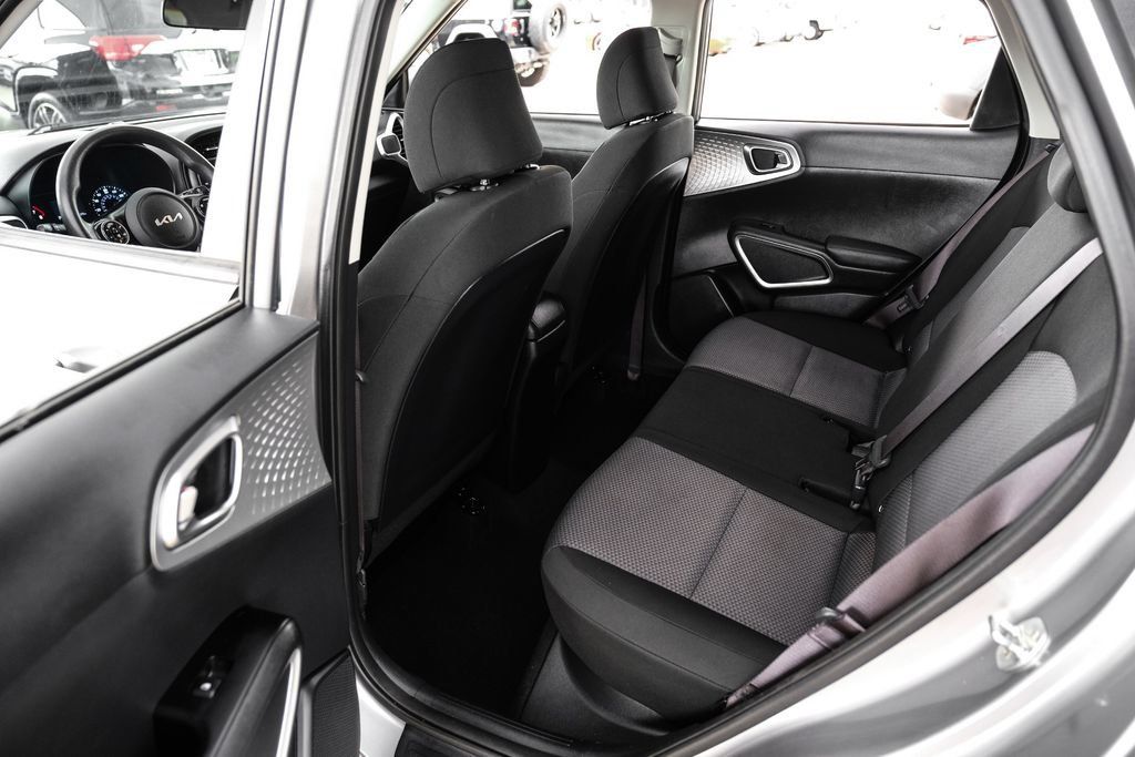 Used 2022 Kia Soul LX w/ Technology Package FWD image 36