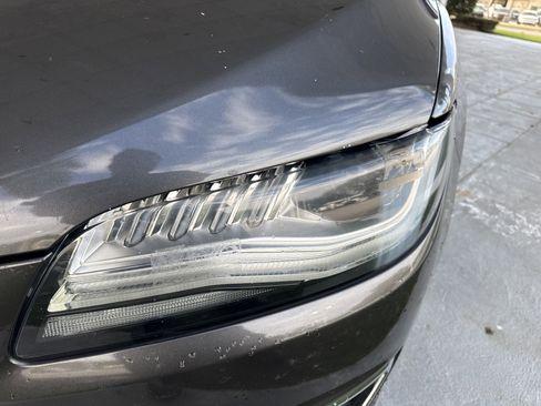 Used 2017 Lincoln MKZ Reserve w/ Climate Package image 5