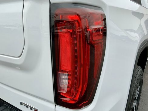 Used 2024 GMC Sierra 1500 AT4 w/ Technology Package image 16