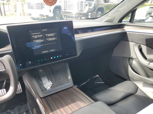 Used 2021 Tesla Model S Long Range image 25