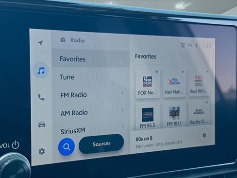 Used 2025 Toyota RAV4 XLE image 18