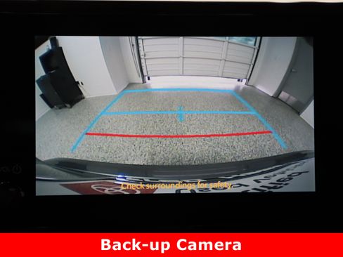 Used 2025 Toyota Corolla LE image 19