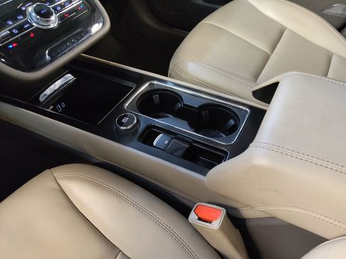 Used 2022 Lincoln Corsair FWD image 26