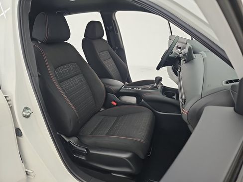 Used 2024 Honda HR-V Sport image 14