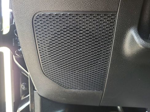 Used 2020 Jeep Gladiator Sport w/ Quick Order Package 24S image 16