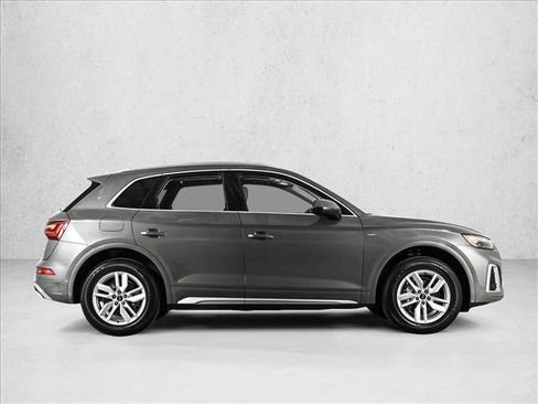 Certified 2024 Audi Q5 2.0T Premium AWD/4WD image 4