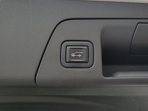 Used 2022 Buick Envision Preferred FWD image 9