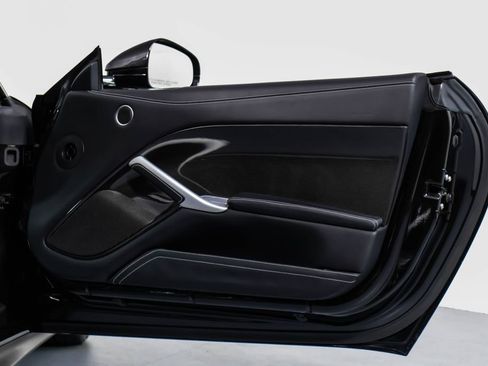 Used 2014 Ferrari F12 Berlinetta RWD image 47
