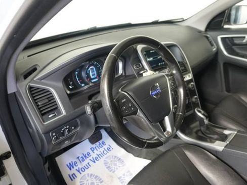 Used 2016 Volvo XC60 T5 Premier AWD/4WD image 18