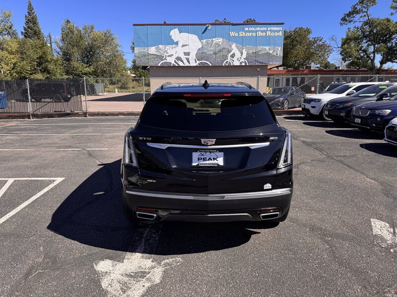 Used 2021 Cadillac XT5 Sportv w/ Platinum Package AWD/4WD image 6