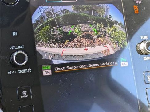 Used 2022 Subaru Outback Limited w/ Popular Package #2 image 8