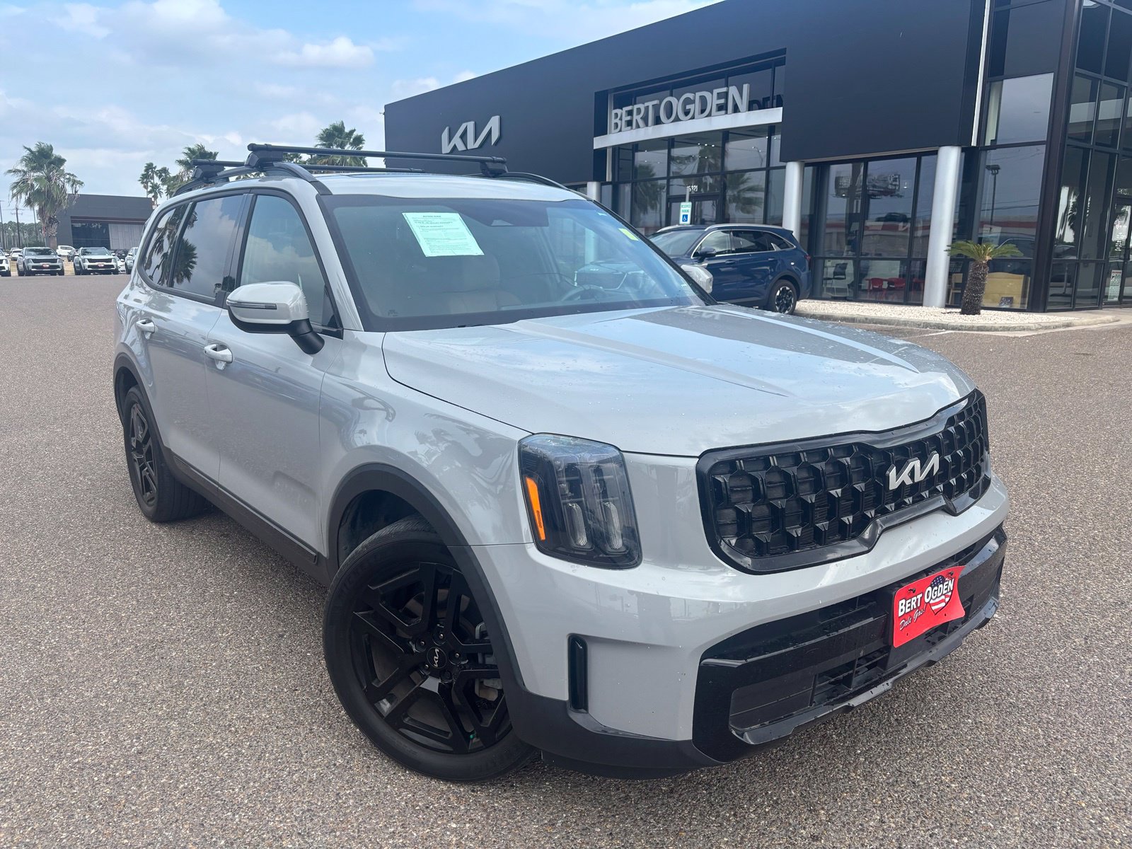 Used 2024 Kia Telluride EX X-Line AWD/4WD image 1