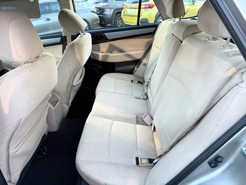 Used 2019 Subaru Outback 2.5i image 15