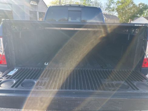 Used 2017 Nissan Titan Platinum Reserve AWD/4WD image 20